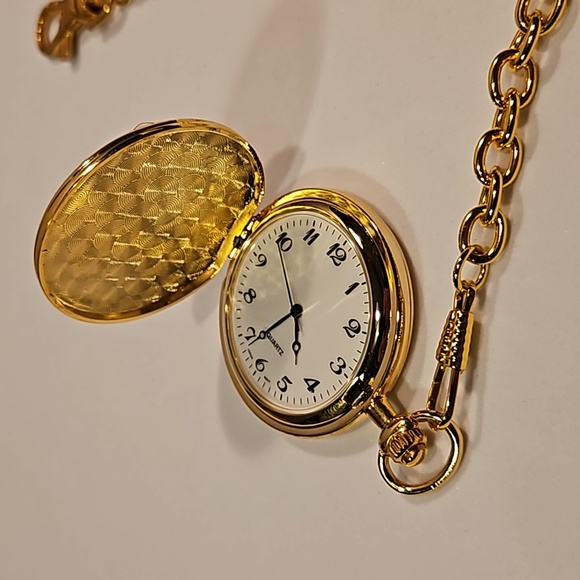 Iowa Foundation in Education 1846-2004 E Pluribus Unum Gold Tone Pocket Watch - Picture 6 of 10